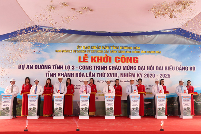 Lễ khởi công Dự án Tỉnh lộ 3 chào mừng Đại hội Đảng bộ tỉnh Khánh Hòa. (Ảnh: Mạnh Hùng)
