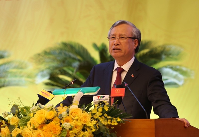Đồng chí Trần Quốc Vượng, Ủy viên Bộ Chính trị, Thường trực Ban Bí thư  phát biểu chỉ đạo đại hội