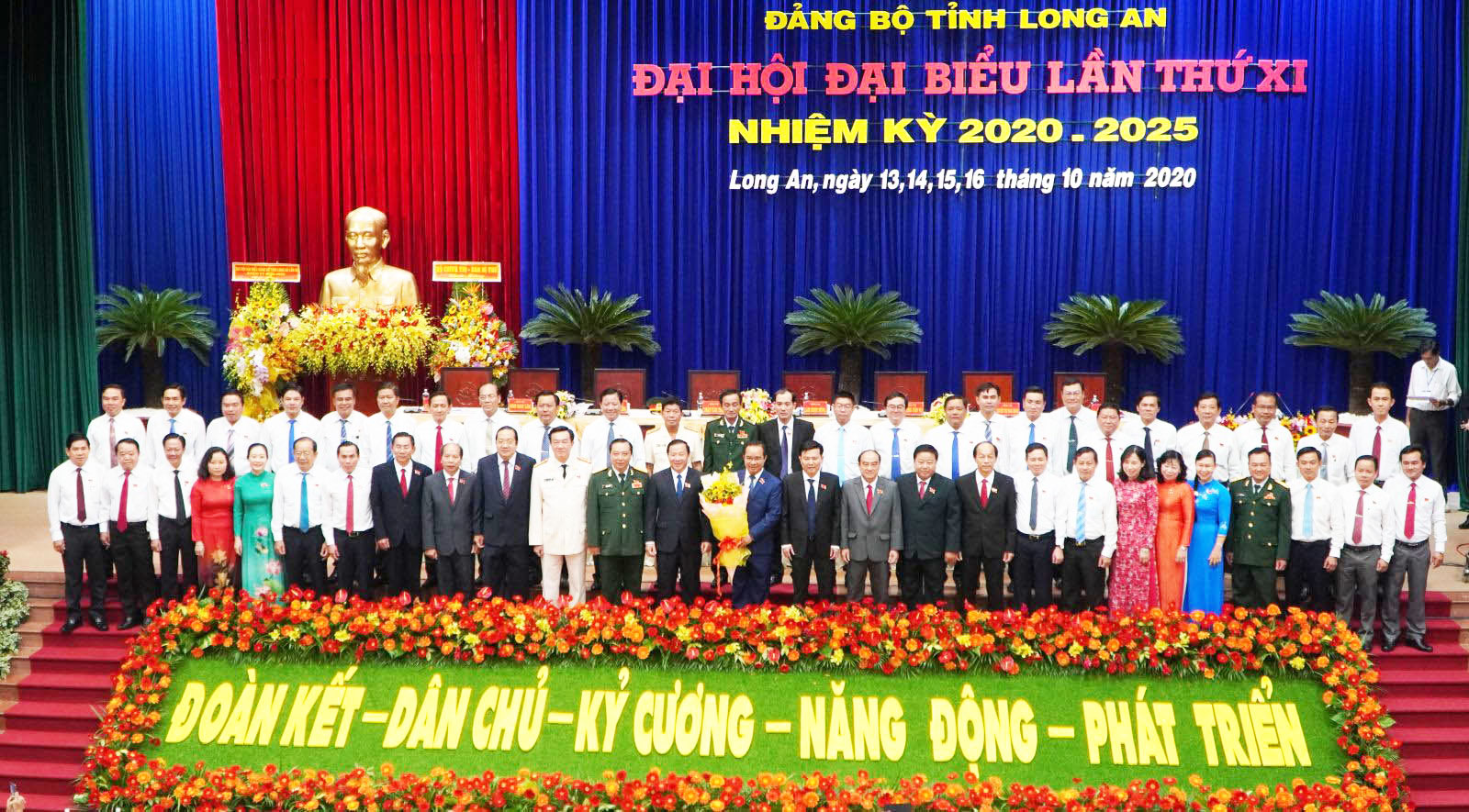 Ban Chấp hành Đảng bộ tỉnh Long An ra mắt  Đại hội