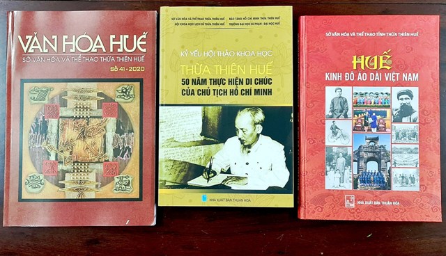 3 ấn phẩm chào mừng Đại hội đại biểu Đảng bộ tỉnh Thừa Thiên Huế (Ảnh: Sở Văn hóa và Thể thao tỉnh Thừa Thiên Huế)
