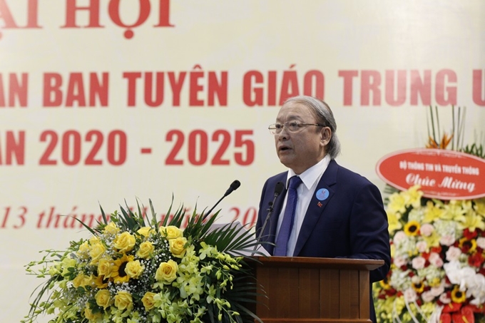 Đồng chí Võ Văn Phuông, Ủy viên Trung ương Đảng, Phó trưởng Ban thường trực, Chủ tịch Hội đồng Thi đua khen thưởng cơ quan Ban Tuyên giáo Trung ương phát động phong trào thi đua yêu nước giai đoạn 2020-2025.