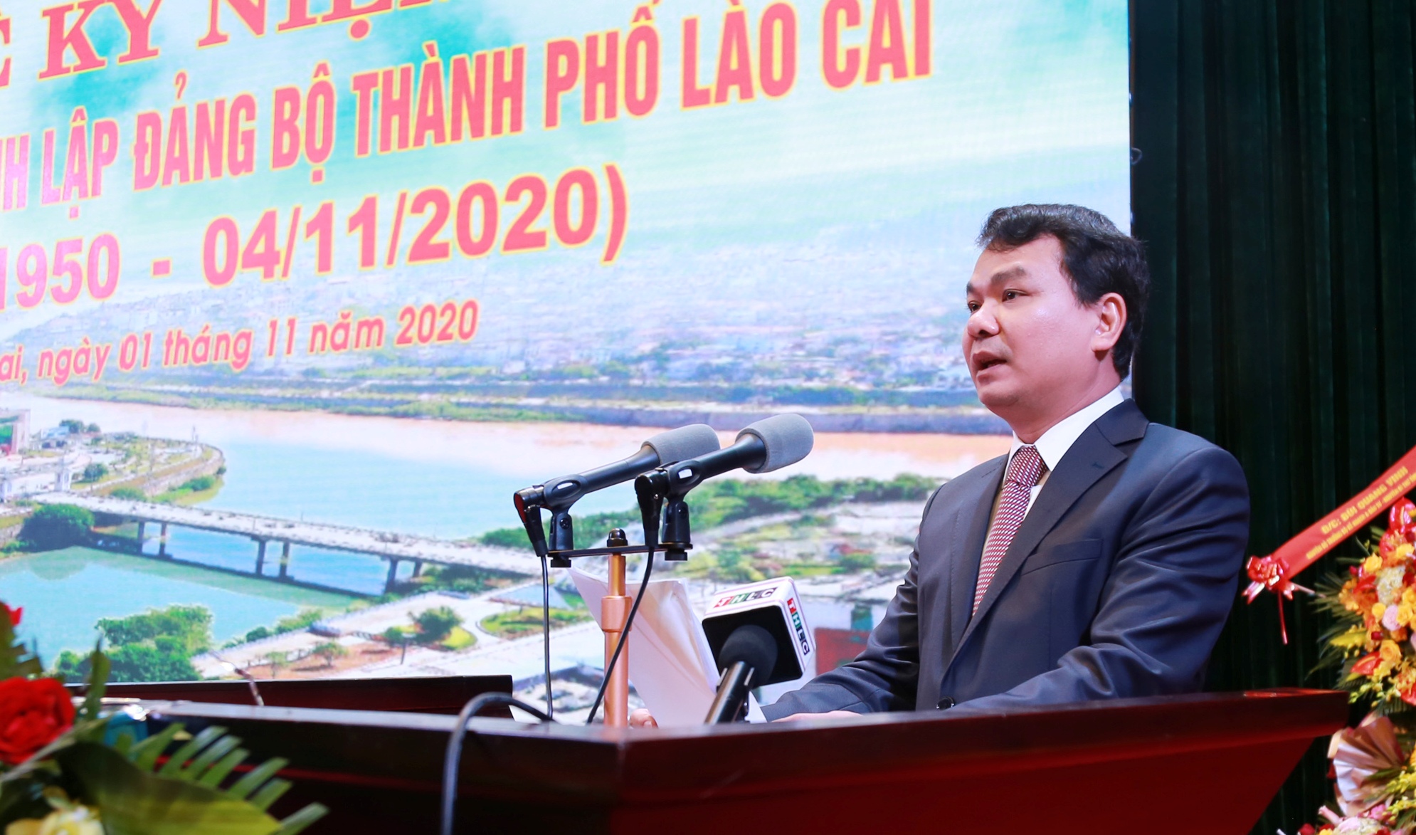 Bí thư Tỉnh ủy Đặng Xuân Phong phát biểu tại Lễ kỷ niệm. (Ảnh: LC)