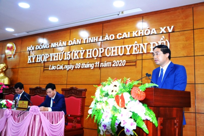 Đồng chí Trịnh Xuân Trường được bầu giữ chức Chủ tịch UBND tỉnh Lào Cai, nhiệm kỳ 2016-2021. Ảnh: Quốc Hùng
