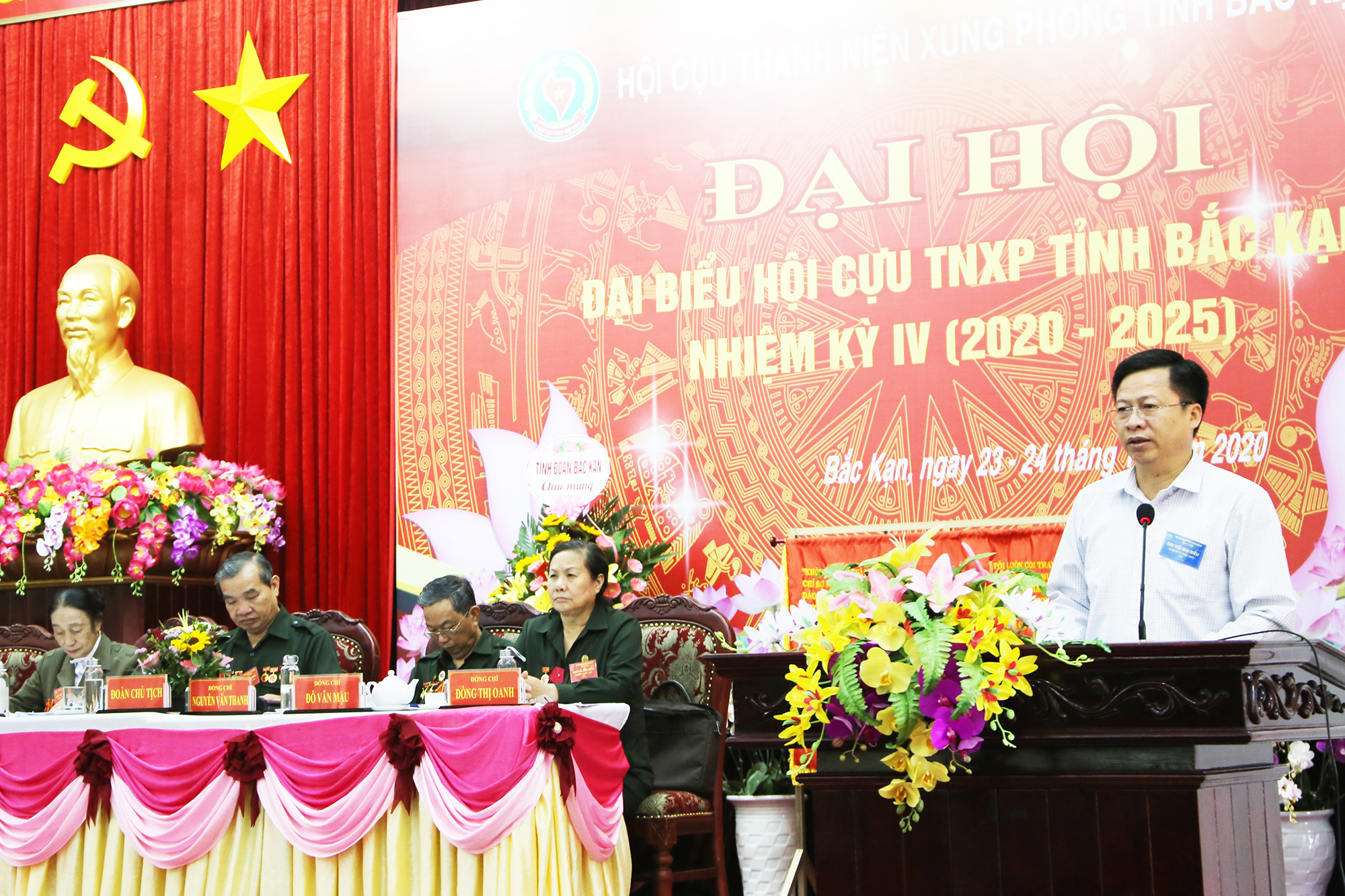 Phó Chủ tịch UBND tỉnh Phạm Duy Hưng phát biểu tại Đại hội. (Ảnh: TT)