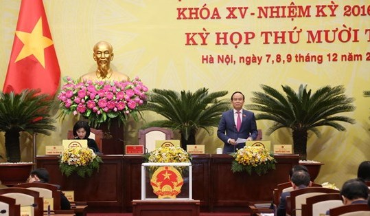 Đồng chí Nguyễn Ngọc Tuấn,  Chủ tịch HĐND thành phố khóa XV, nhiệm kỳ 2016-2021 phát biểu nhận nhiệm vụ tại kỳ họp. (Ảnh: TL)
