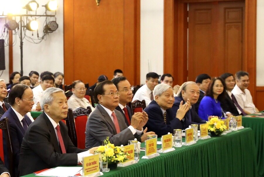 Đồng chí Võ Văn Thưởng, Ủy viên Bộ Chính trị, Bí thư Trung ương Đảng, Trưởng ban Tuyên giáo Trung ương ôn lại truyền thống 90 năm của Ngành.