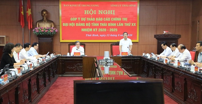 Đồng chí Ngô Đông Hải, Ủy viên Dự khuyết Trung ương Đảng, Bí thư Tỉnh ủy Thái Bình phát biểu tại hội nghị.