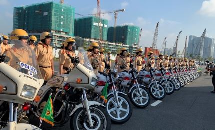 TP. Hồ Chí Minh ra mắt Đội nữ cảnh sát giao thông dẫn đoàn phục vụ Đại hội