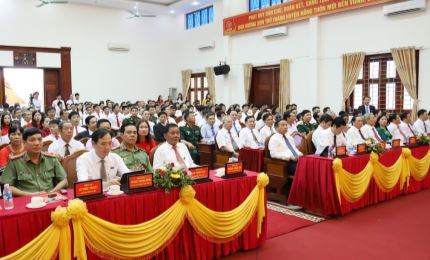 Đồng chí Trần Cẩm Tú dự Đại hội Đại biểu Đảng bộ huyện Hương Sơn