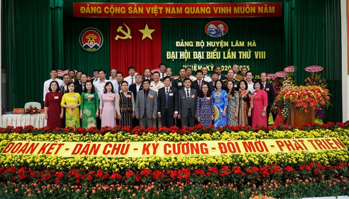 Ban Chấp hành Đảng bộ huyện Lâm Hà, nhiệm kỳ 2020- 2025 ra mắt  Đại hội