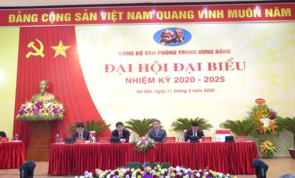 Đồng chí Nguyễn Đắc Vinh giữ chức Bí thư Đảng ủy Văn phòng TƯ Đảng