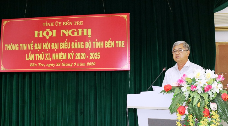 Phó Chủ tịch UBND tỉnh Bến Tre Nguyễn Văn Đức thông tin về một số công trình chào mừng Đại hội