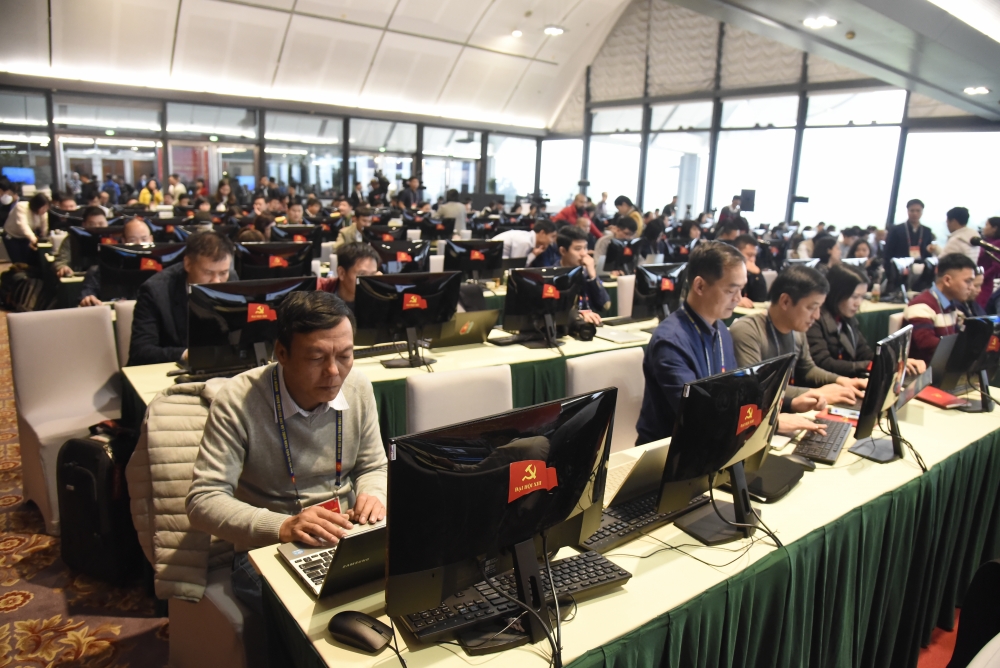 Có khoảng 500 phóng viên, kỹ thuật viên của 191 cơ quan báo chí trong nước tham gia tác nghiệp tại Đại hội XIII của Đảng