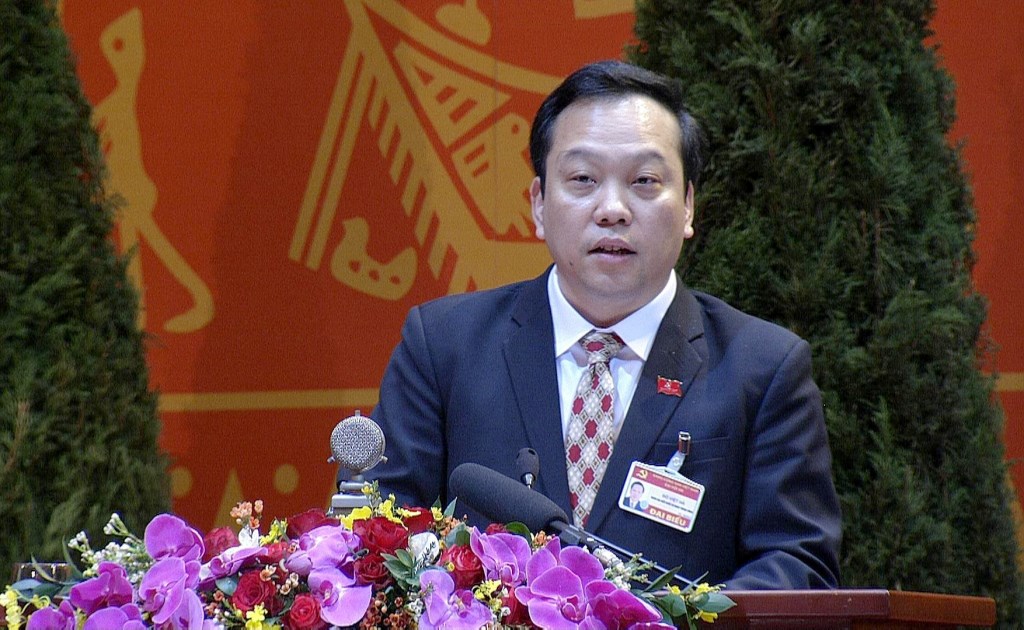 Đại hội nghe đồng chí Đỗ Việt Hà, Phó Bí thư Đảng ủy Khối các cơ quan Trung ương trình bày tham luận.