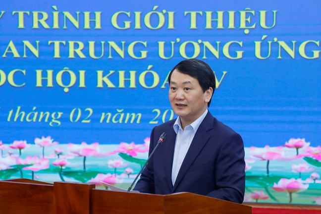 Phó Chủ tịch – Tổng Thư ký Uỷ ban Trung ương MTTQ Việt Nam Hầu A Lềnh  phát biểu tại Hội nghị.
