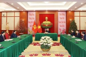 Tổng Bí thư, Chủ tịch nước Nguyễn Phú Trọng điện đàm với Bí thư thứ nhất Đảng Cộng sản Cu-ba Ra-un Cát-xtơ-rô
