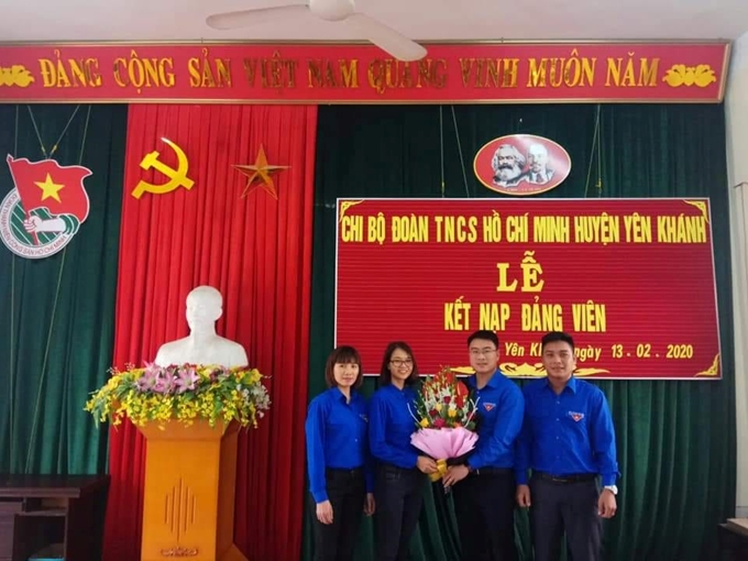 Đảng bộ tỉnh Ninh Bình làm tốt công tác phát triển đảng viên mới. (Ảnh: MH).