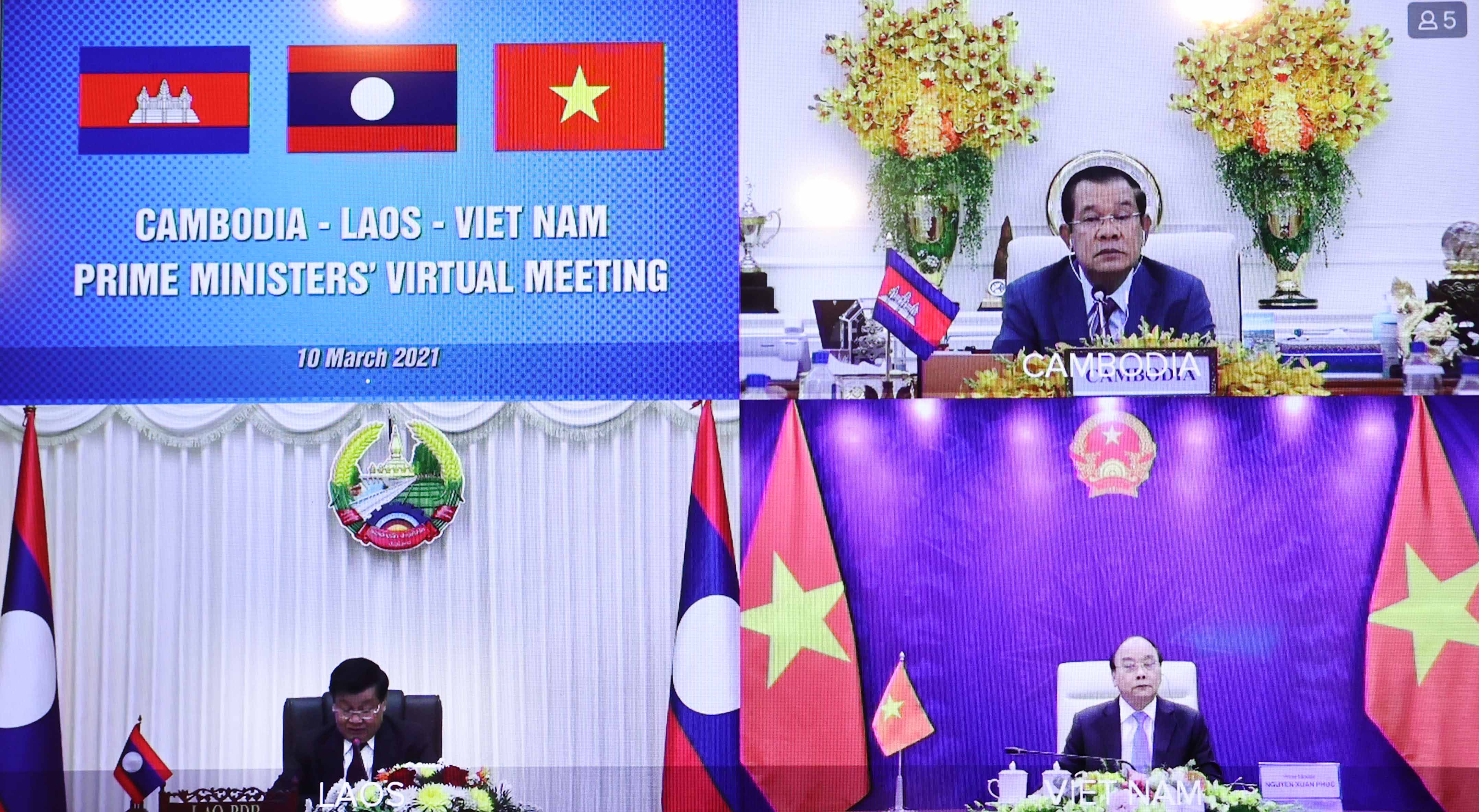 Thủ tướng Việt Nam - Lào - Campuchia hội đàm trực tuyến