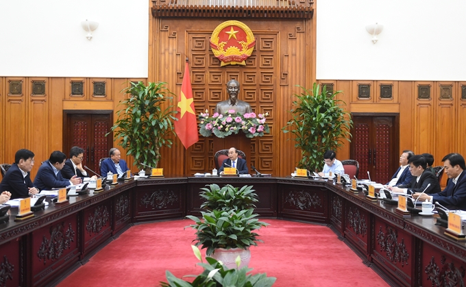 Thủ tướng Chính phủ Nguyễn Xuân Phúc chủ trì họp Thường trực Chính phủ về dự kiến phương án phân bổ kế hoạch đầu tư trung hạn vốn ngân sách Nhà nước giai đoạn 2021-2025