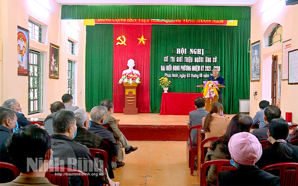 Hội nghị cử tri tại phố Phúc Ninh giới thiệu người ứng cử đại biểu HĐND phường Phúc Thành (thành phố Ninh Bình) nhiệm kỳ 2021- 2026. Ảnh: CTV