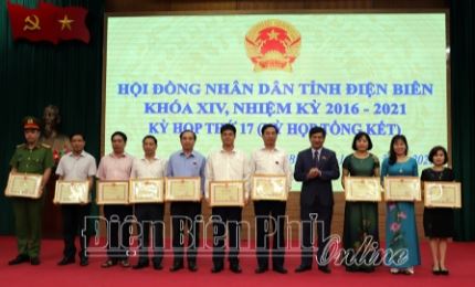 Điện Biên: Khen thưởng tập thể, cá nhân trong hoạt động của HĐND tỉnh