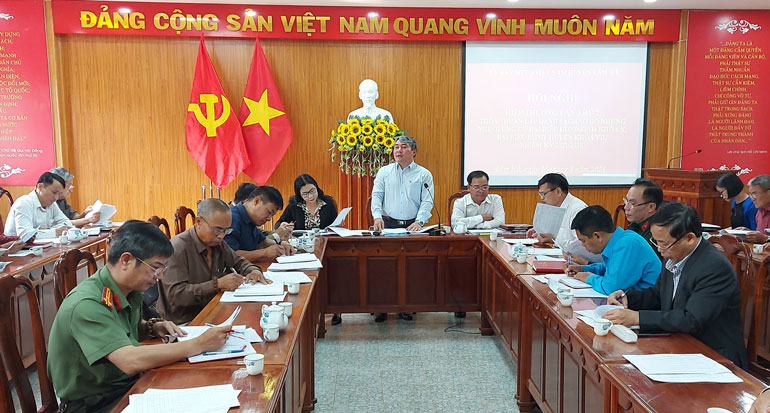 Ban Thường trực Ủy ban MTTQ Việt Nam huyện Lâm Hà chủ trì Hội nghị Hiệp thương lần thứ 2. (Ảnh: Huy Toản)