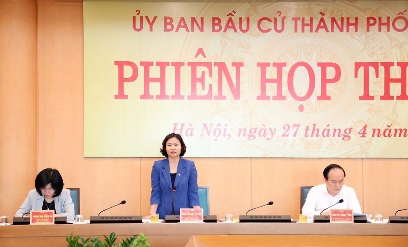 Phó Bí thư Thường trực Thành ủy Hà Nội Nguyễn Thị Tuyết phát biểu tại Phiên họp. .