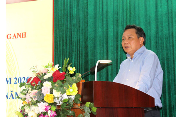Phó Bí thư Thành ủy Hà Nội Nguyễn Văn Phong phát biểu chỉ đạo tại hội nghị.