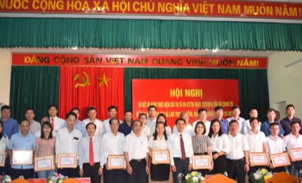 Tam Dương: Khen thưởng các điển hình học tập và làm theo tư tưởng, đạo đức Hồ Chí Minh