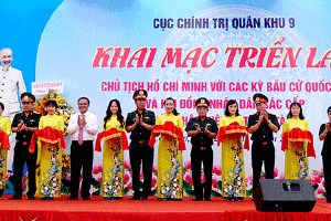 Triển lãm chuyên đề “Chủ tịch Hồ Chí Minh với các kỳ bầu cử Quốc hội”