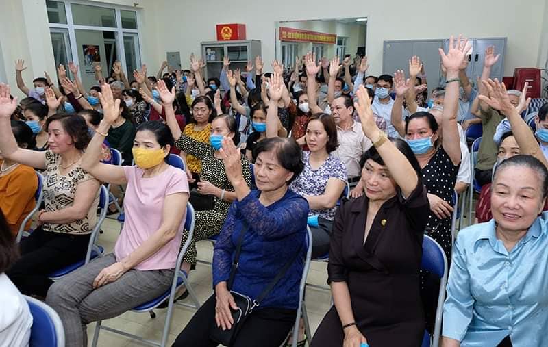 100% cử tri nơi cư trú nhất trí giới thiệu GS.TS Nguyễn Thanh Long, Bộ trưởng Bộ Y tế ứng cử ÐBQH khóa XV.  (Ảnh:Trần Minh)