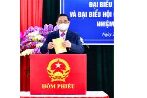 Thủ tướng Chính phủ Phạm Minh Chính tham gia bỏ phiếu bầu cử tại Cần Thơ