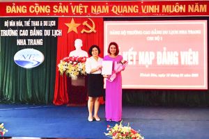 Khánh Hòa: Tăng cường công tác phát triển đảng viên trong học sinh, sinh viên