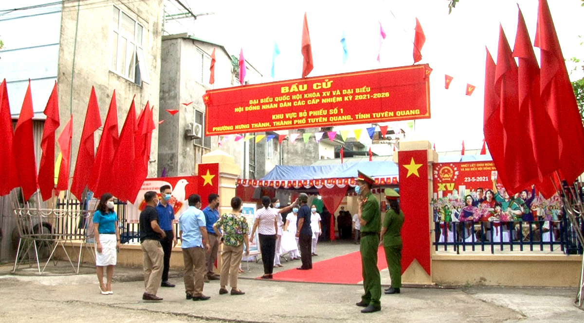 Khu vực bỏ phiếu số 1, phường Hưng Thành (TP Tuyên Quang).