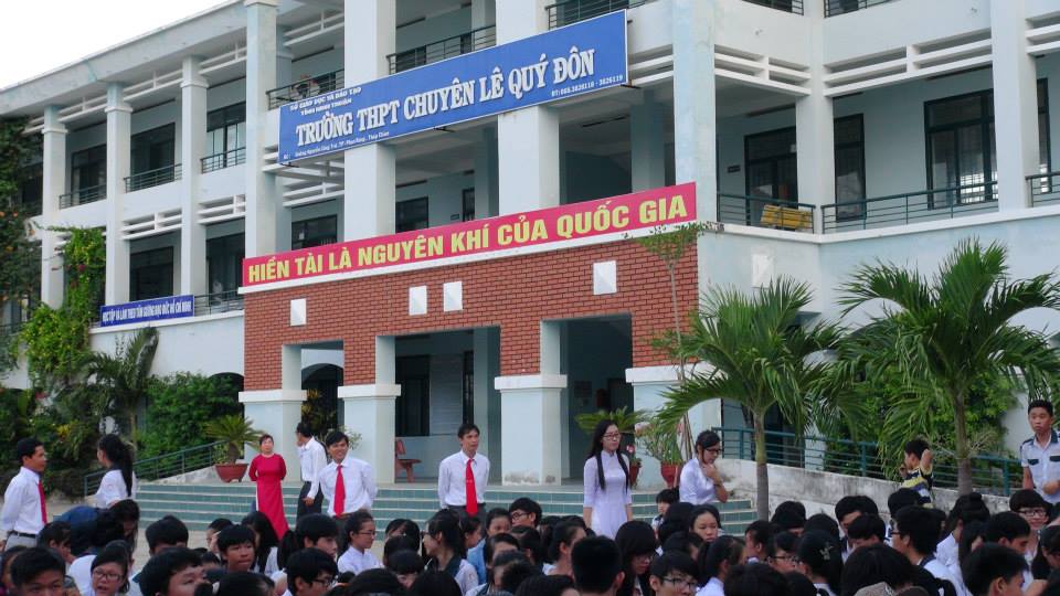 Trường THPT Chuyên Lê Quý Đôn (Ninh Thuận) đạt chuẩn quốc gia mức độ 1 năm 2014 và phấn đấu đạt mức độ 2 vào năm 2024. (Ảnh: Anh Minh)