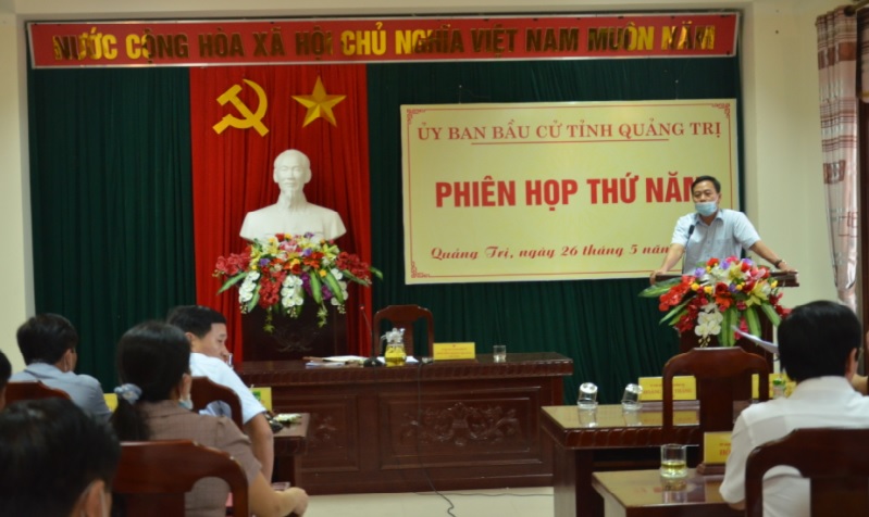 Phó Bí thư Thường trực Tỉnh ủy, Chủ tịch HĐND tỉnh Quảng Trị Nguyễn Đăng Quang chủ trì cuộc họp. (Ảnh: Lê Minh)