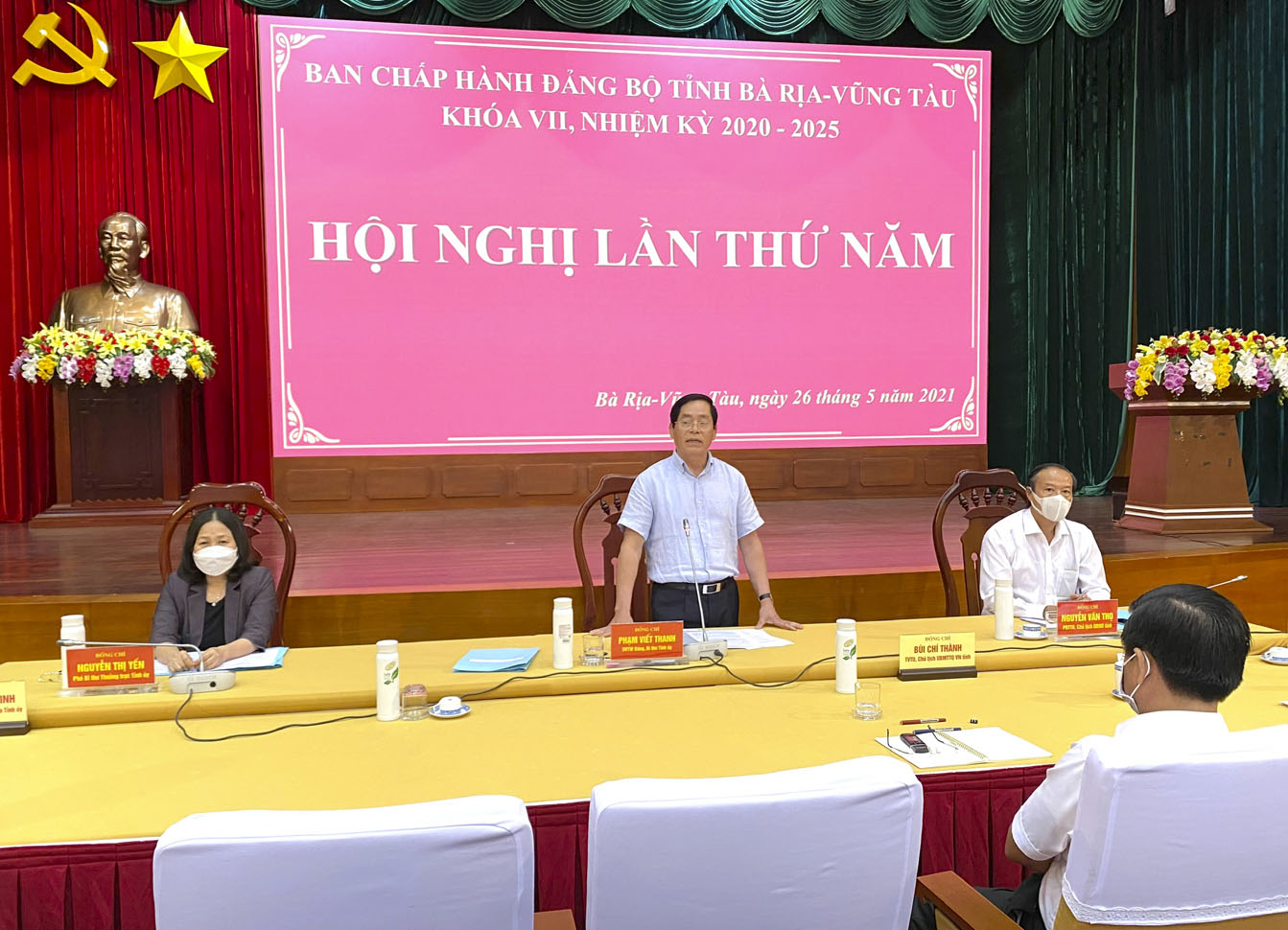 Đồng chí Phạm Viết Thanh, Ủy viên Trung ương Đảng, Bí thư Tỉnh ủy phát biểu khai mạc Hội nghị.