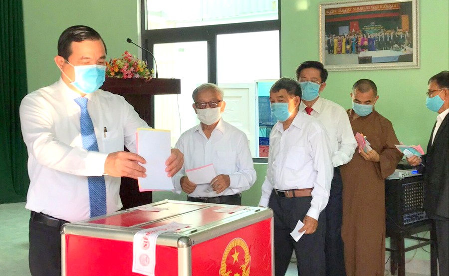 Theo Uỷ ban bầu cử tỉnh Quảng Nam, tỷ lệ cử tri trong toàn tỉnh đã đi bầu cử đạt 99,94%.