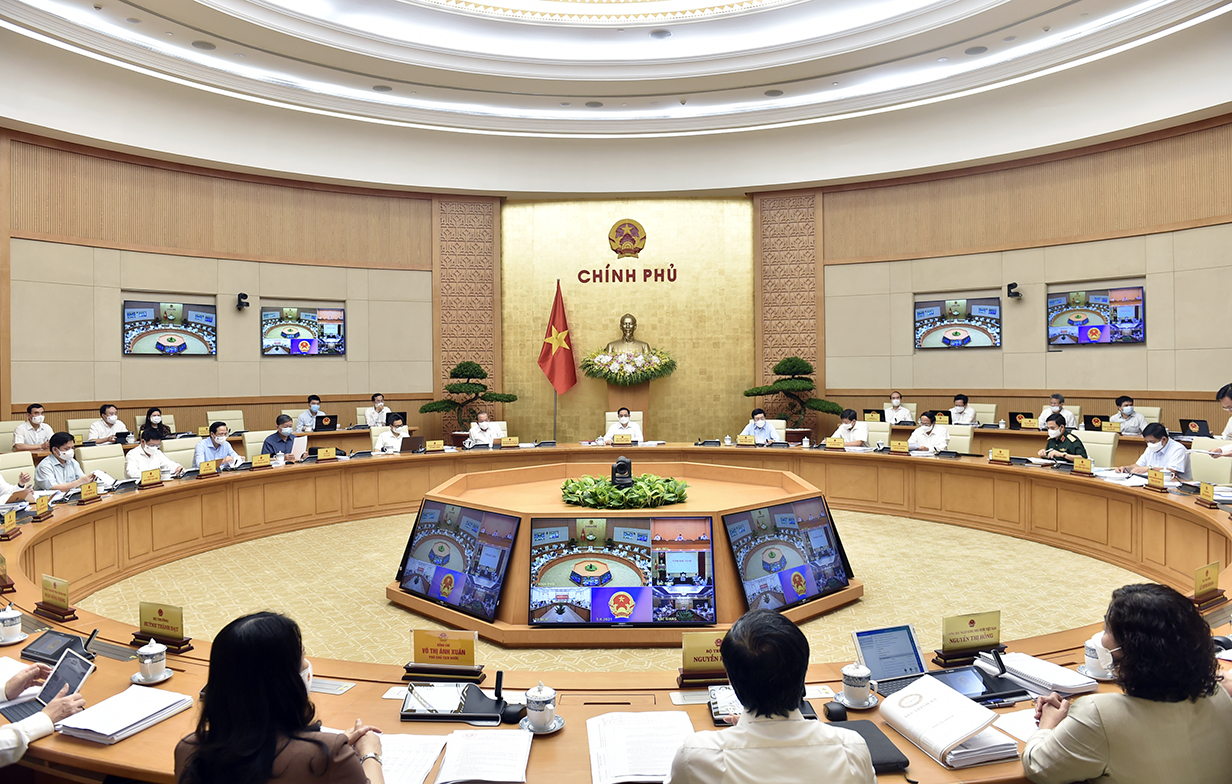 Dưới sự chủ trì của Thủ tướng Phạm Minh Chính, Chính phủ họp phiên thường kỳ tháng 5/2021