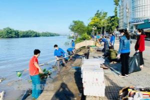 Xung kích xây dựng thành phố văn minh đô thị và nông thôn mới